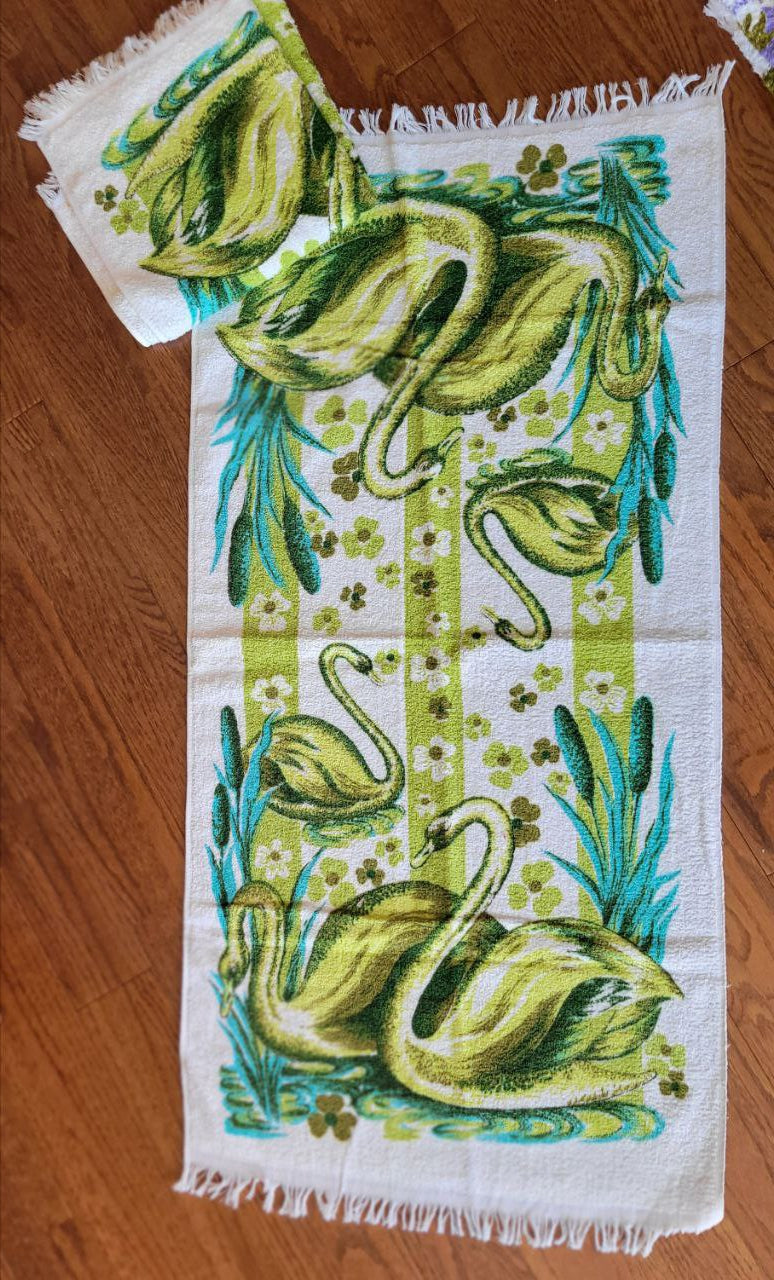 Vintage Towel Set Green Swans