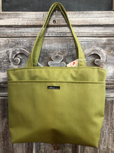 Commuter Tote 2320